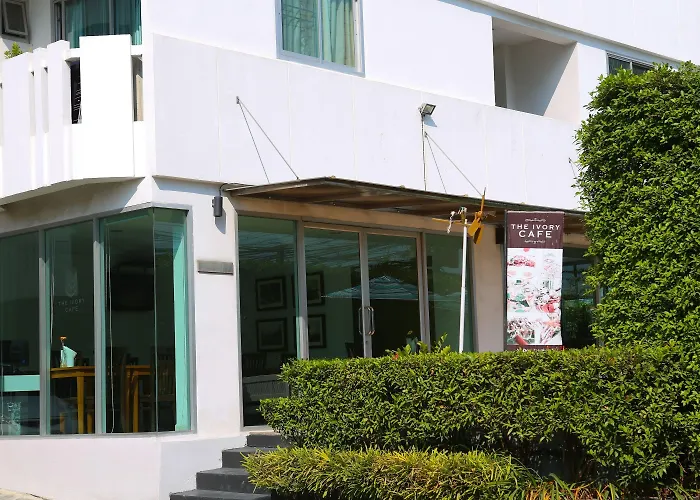 The Ivory, Suvarnabhumi Airport Hotell 3*