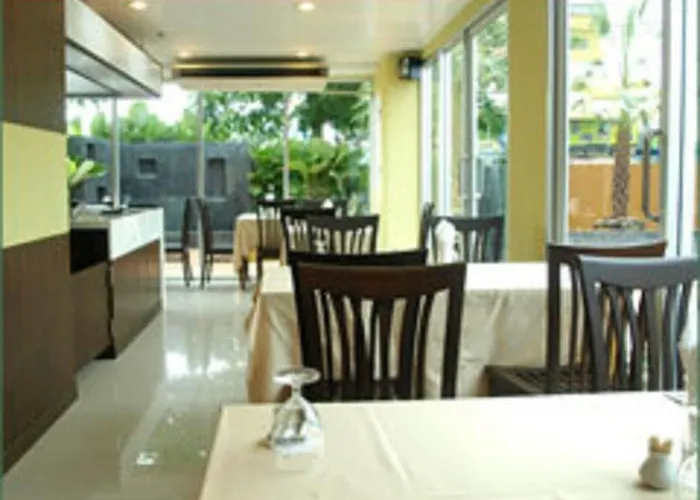 The Ivory, Suvarnabhumi Airport Hotell 3*
